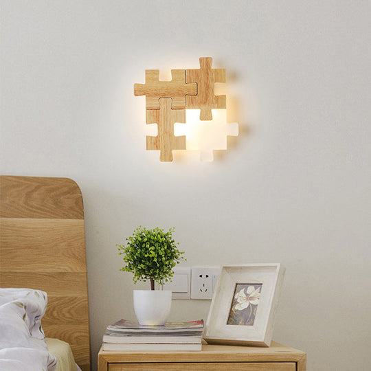 Simplicity Wood Wall Sconce With Jigsaw Puzzle Design - Modern Led Lighting Fixture For Bedroom