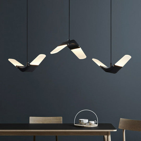 Gull-Shaped Cluster Pendant: Acrylic Decorative 3-Light Ceiling Light For Restaurants