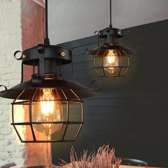 Retro Industrial Style Metal Pendant Light For Restaurants - 1-Light Lantern Ceiling
