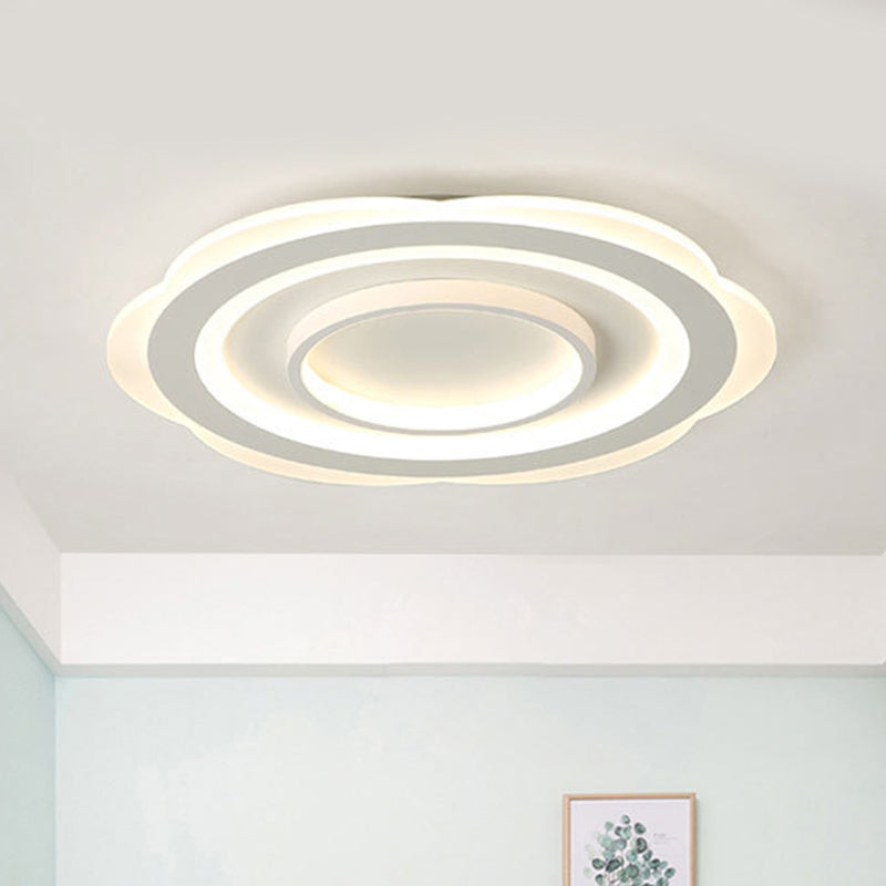 Modern Acrylic Flower Ceiling Light - 16/19.5/23.5 Flushmount For Living Room In Warm/White