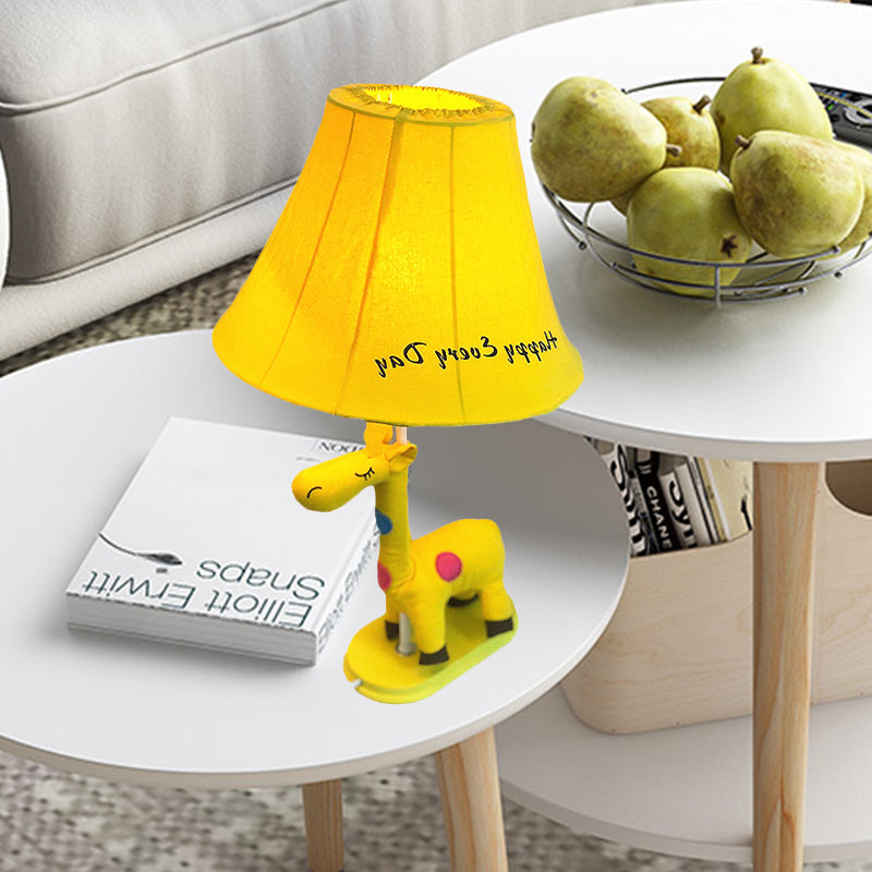 Flared Script-Print Fabric Table Night Lamp For Kids With Giraffe Base - Single-Bulb