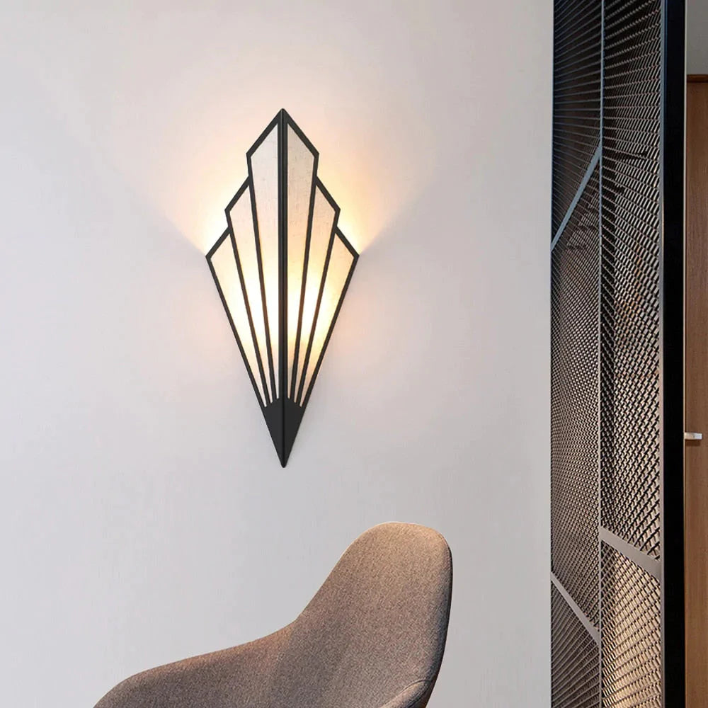 Applique murale moderne en forme de diamant pour chambre à coucher, salle à manger