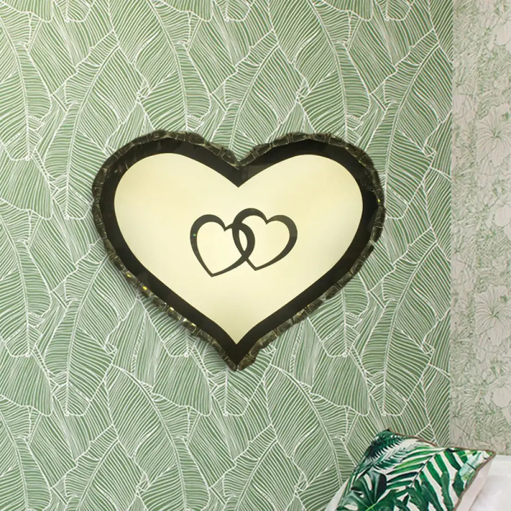 Led Bedroom Wall Sconce With Heart-Shaped Crystal Shade In Warm/White Light - Simple & Chic Lighting