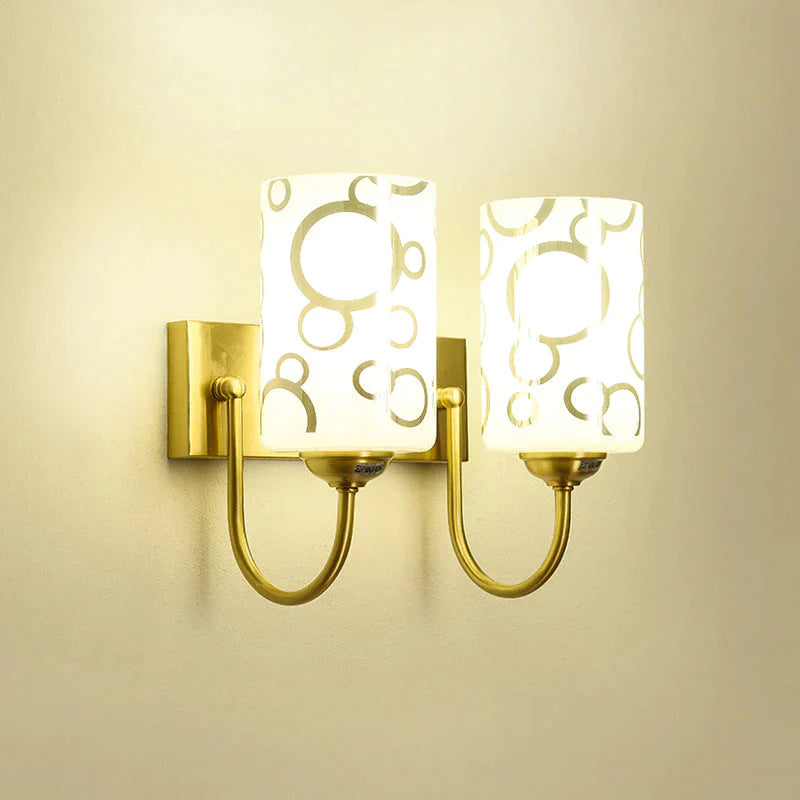 Mur de fond de salon nordique simple tout en cuivre