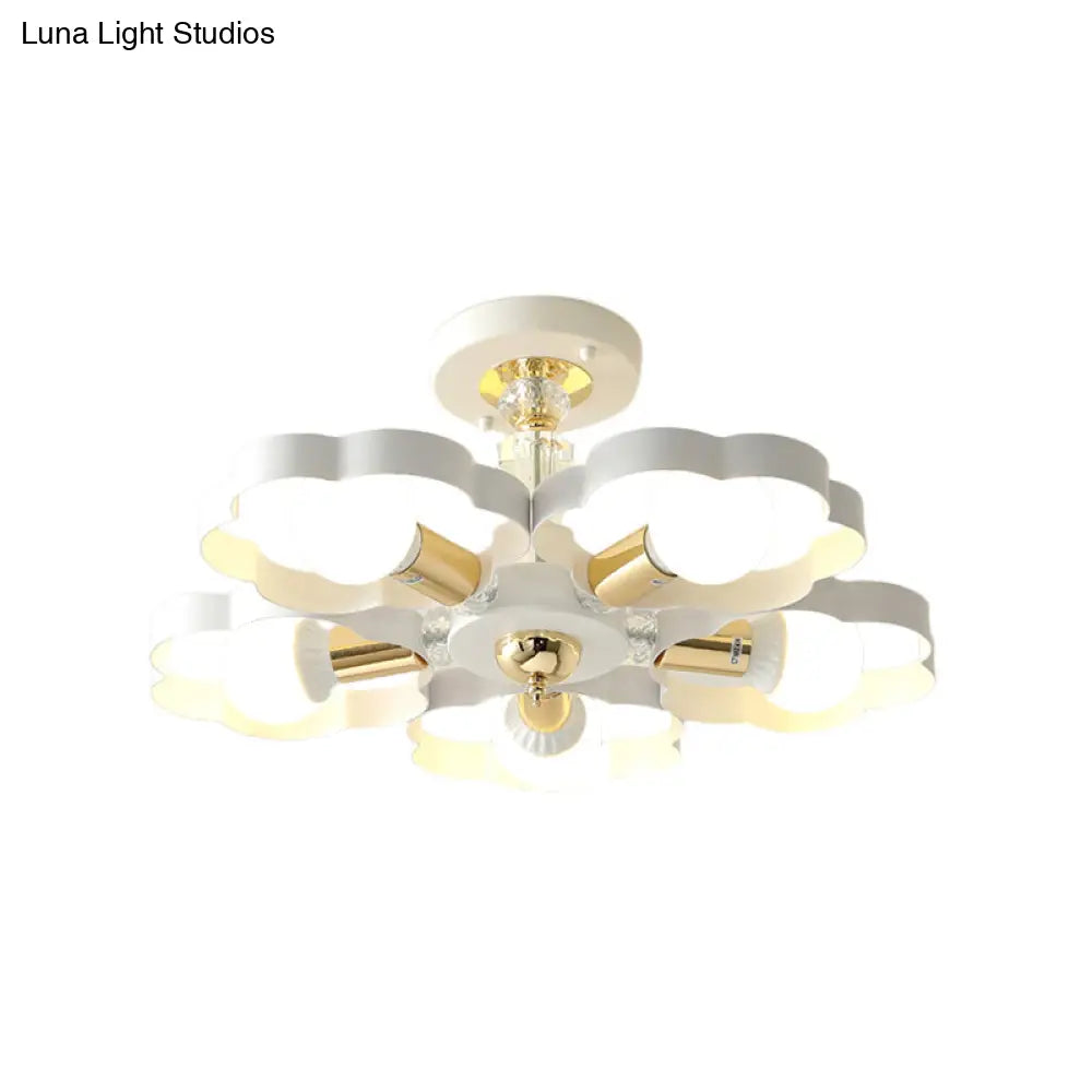 Nordic Style Metal Ceiling Lamp - Heart/Flower Shade White Finish 3/5 Lights For Living Room