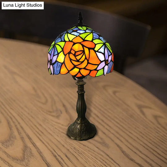 1-Light Sunflower Stained Glass Table Lamp - Lodge Tiffany Style Decorative Lighting In