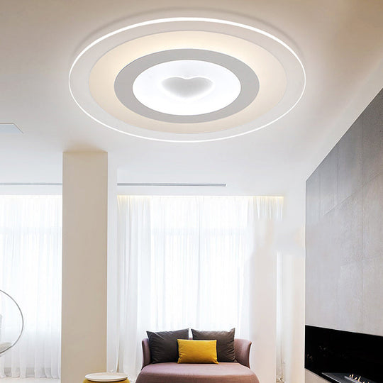Modern Round Acrylic Flush Mount Light Led - 8’/16.5’/20.5’ Wide Lamp With Heart Pattern Warm/White