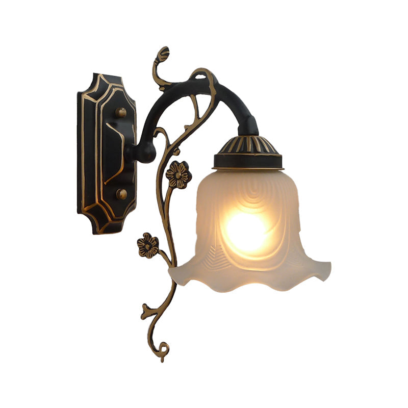 Flower Shaped Wall Sconce Light With Faceted Glass And Vintage Charm In Black-Gold