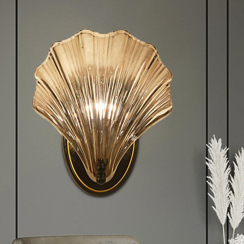 Scalloped Shell Wall Lamp In Country Style - Black/Gold Ribbed Glass Sconce Lighting Black