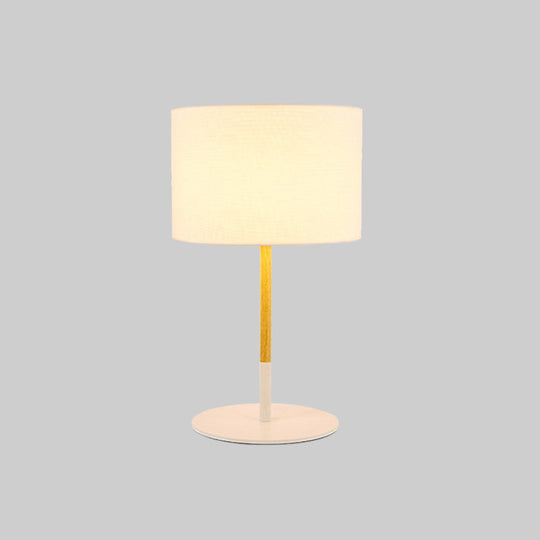 Lillian - Éclairage de table de nuit avec abat-jour tambour en tissu Countryside