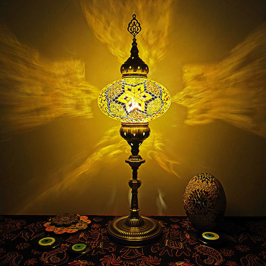 Traditional Stained Glass Bedside Floor Lamp - Elliptical Design White/Beige/Red 1 Head Standing