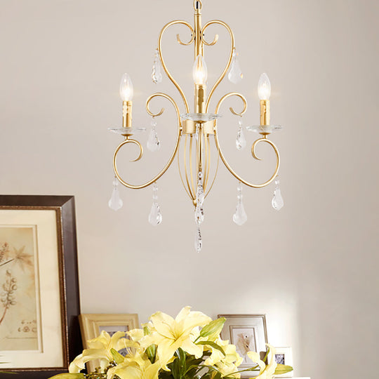 Lampe à bougie suspendue de style moderne avec accent de cristal, lustre 3/6 lumières en or