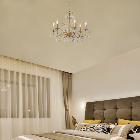 Luminaire suspendu moderne en perles de cristal avec finition champagne - 3/6 lumières - Plafonnier suspendu"

 Ce titre révisé est plus court et plus concis tout en transmettant tous les mots-clés importants à des fins de référencement.
