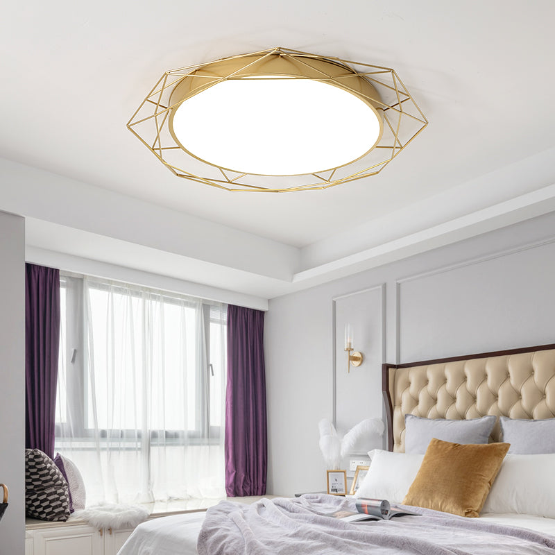 Metallic Flush Mount Ceiling Light – Round Nordic Gold/Black Wire Frame Ideal For Bedroom
