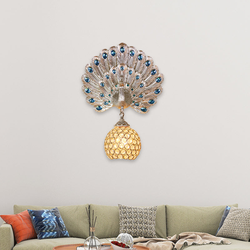 Retro Stylish Wall Sconce With Clear Crystal And Peacock Backplate In Silver/White Silver