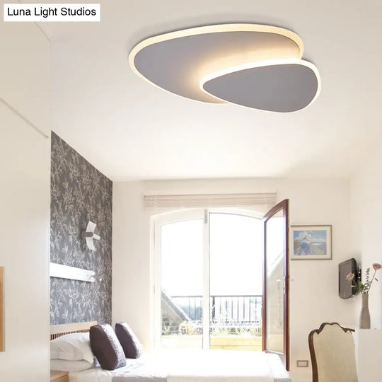 16/19.5 Creative Flush Mount Light With Overlapping Design - Modern Acrylic Round/Square/Triangle