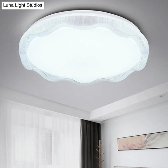 16’/19.5’ Simple Style Scalloped Ceiling Lamp With Acrylic Diffuser - White/Blue/Gold Flush
