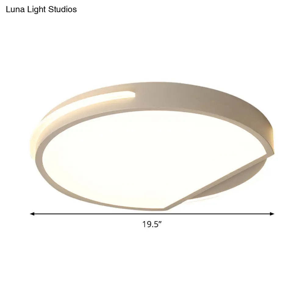 16/19.5 White Round Ceiling Mounted Led Flush Light Fixture Metal Construction Simple Style Stepless