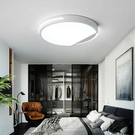 16’/19.5’ White Round Ceiling Mounted Led Flush Light Fixture Metal Construction Simple Style