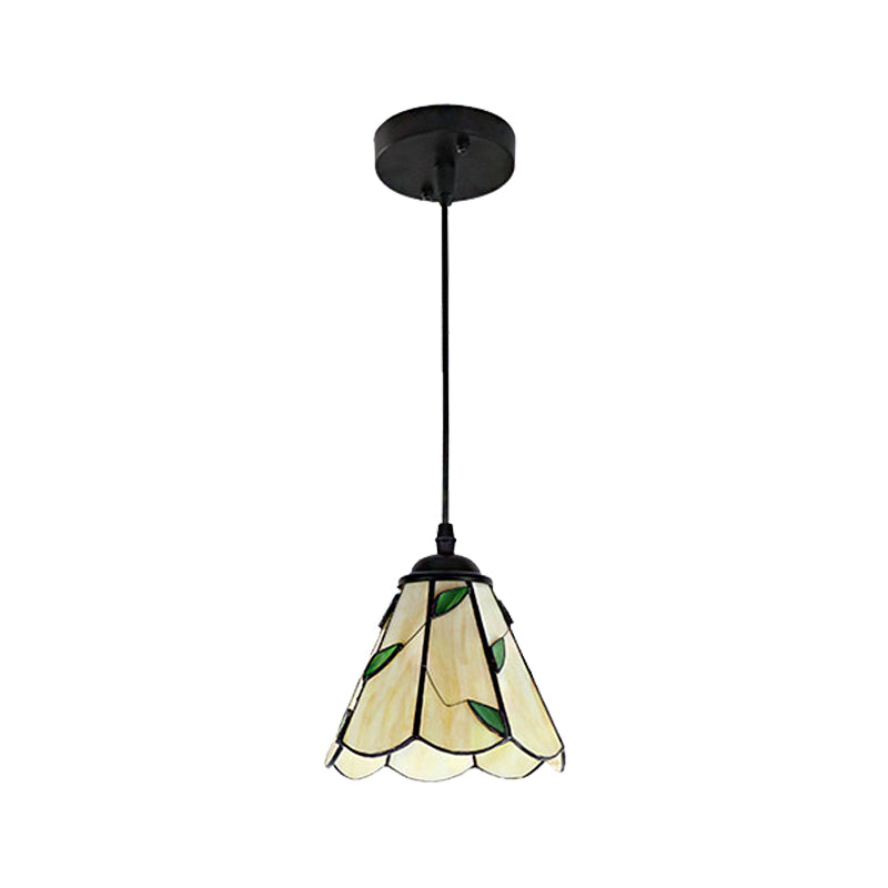 Tiffany-Style Stained Glass Pendant Lamp With Leaf Pattern - Silver/Black