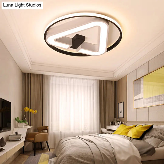 19’/22’ Triangle Bedroom Ceiling Lamp Acrylic Led Flush Mount Light Fixture In Black/White