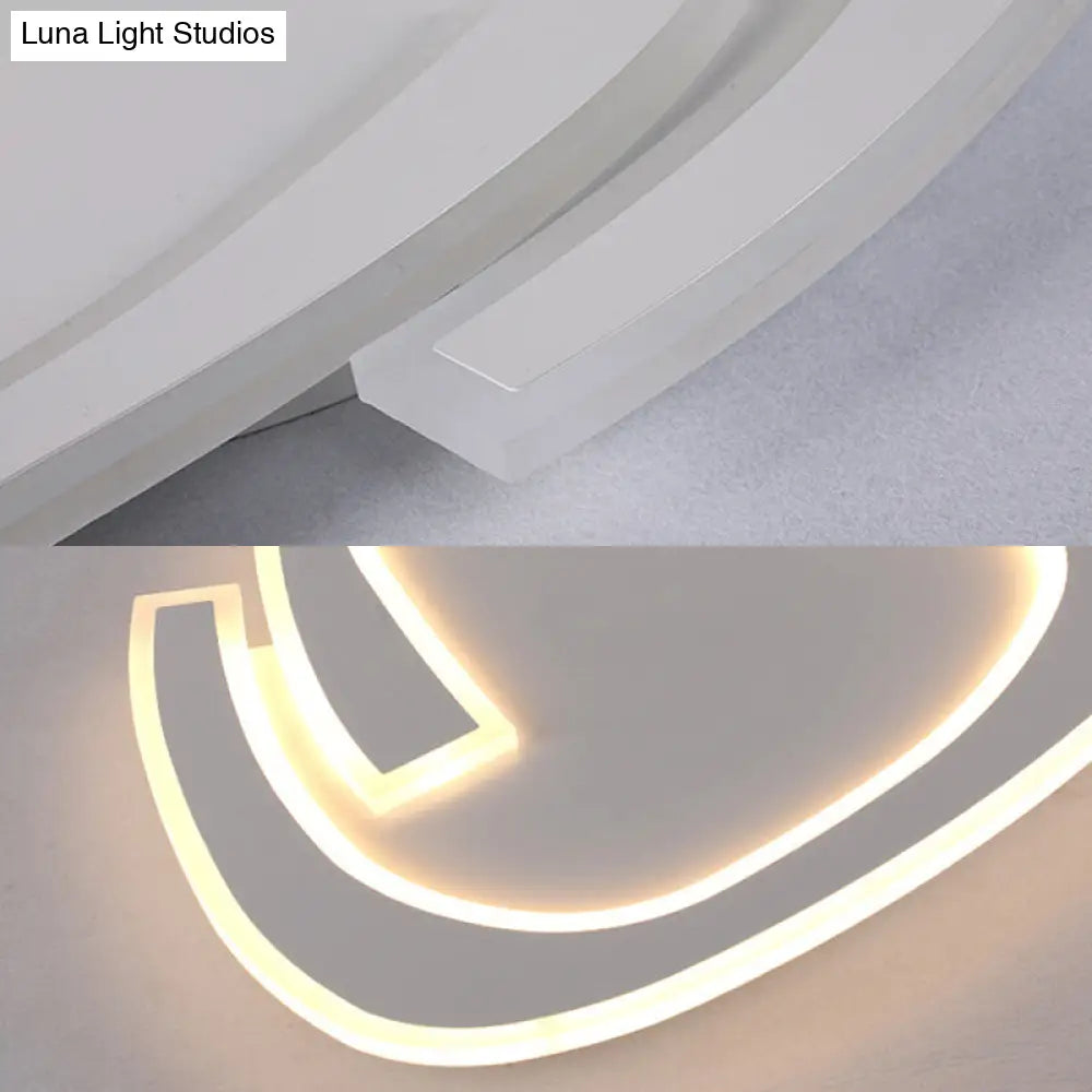 19.5’/23.5’ Triangle Acrylic Ceiling Lamp - Minimalist Led Flush Lighting In Warm/White Light Grey