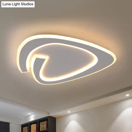 19.5’/23.5’ Triangle Acrylic Ceiling Lamp - Minimalist Led Flush Lighting In Warm/White Light