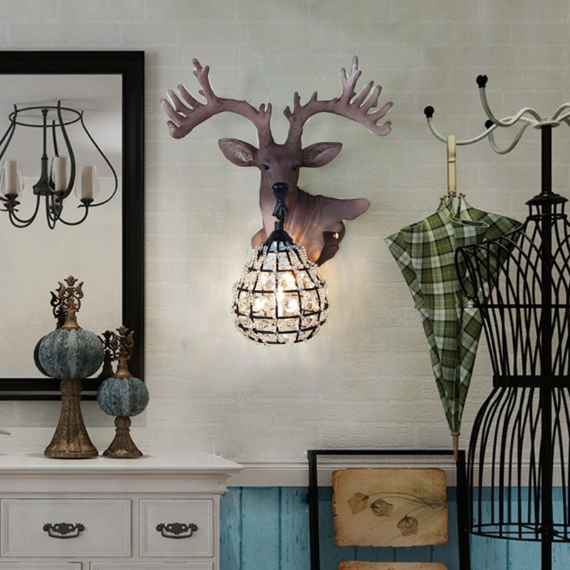 Traditional Resin Elk Wall Sconce - Bedroom Lighting Fixture (1 Light) In Black/Gold Left/Right