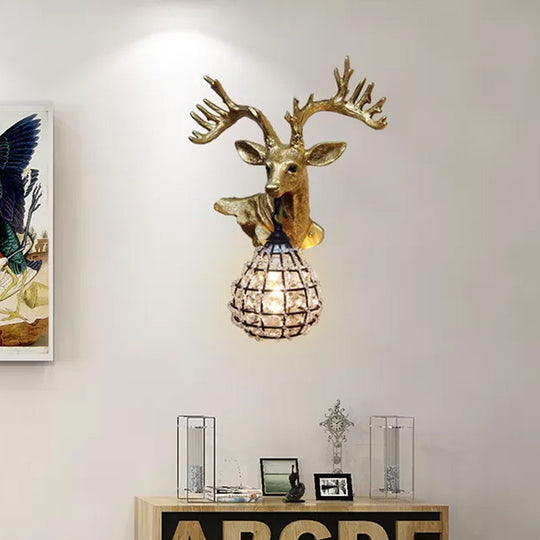 Traditional Resin Elk Wall Sconce - Bedroom Lighting Fixture (1 Light) In Black/Gold Left/Right