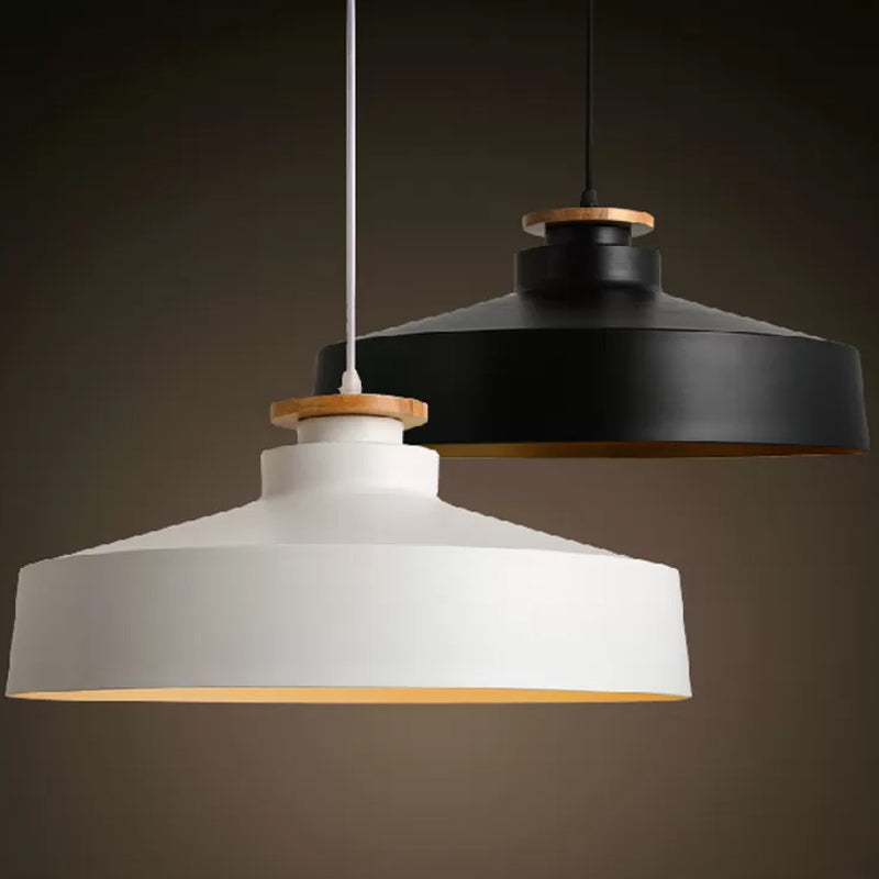 Vintage Pot Lid Shaped Pendant Light Fixture For Dining Room Ceiling - Black/White Metal 1-Light