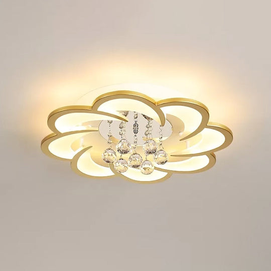 Modernist Petal Flush Ceiling Light In Gold With Led Warm/White - Available 20.5’/27’ Sizes