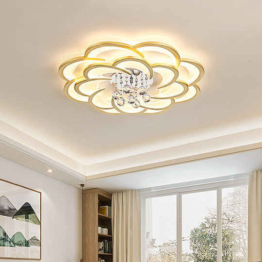 Modernist Petal Flush Ceiling Light In Gold With Led Warm/White - Available 20.5’/27’ Sizes /