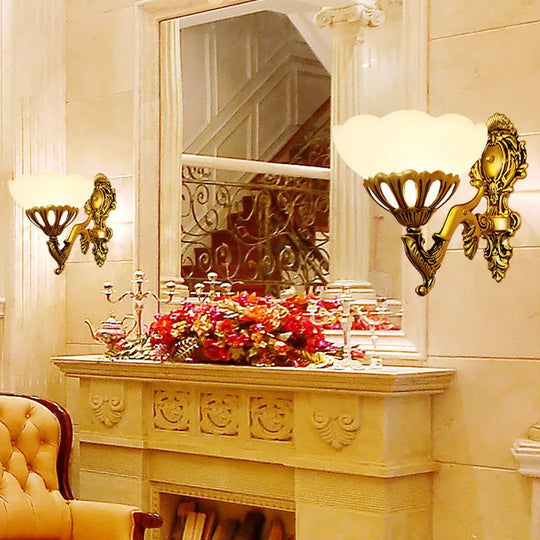 Traditional Cream Glass Scalloped Wall Light With Antiqued Bronze Mount - 1 Head Bedroom Lamp