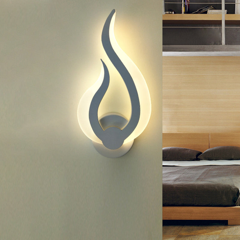 Nordic Led Flame-Shaped Wall Sconce Light For Cozy Bedroom Ambiance In Warm/White