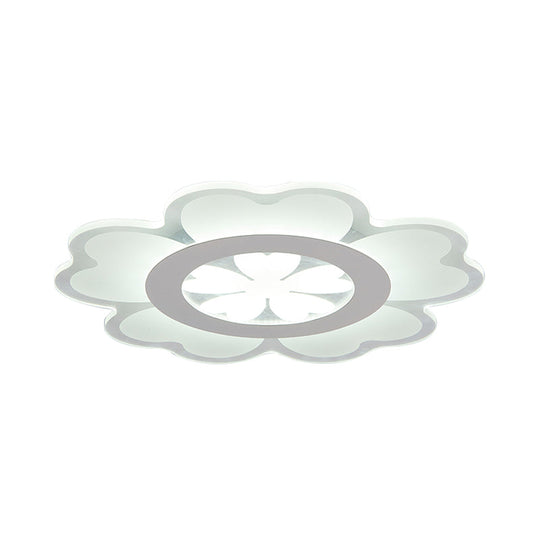 Heart - Shaped Petal Ceiling Light With Led Flush Mount For Kid’s Room