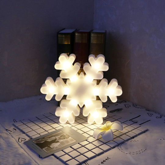 Modern Led Nightstand Light - White Christmas Elements And Battery Powered / Snow