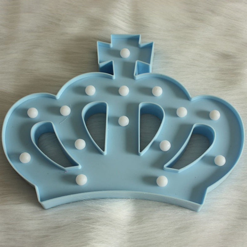 Cartoon Style Plastic Crown Nightstand Lamp - Battery Operated Led Night Light Blue / A