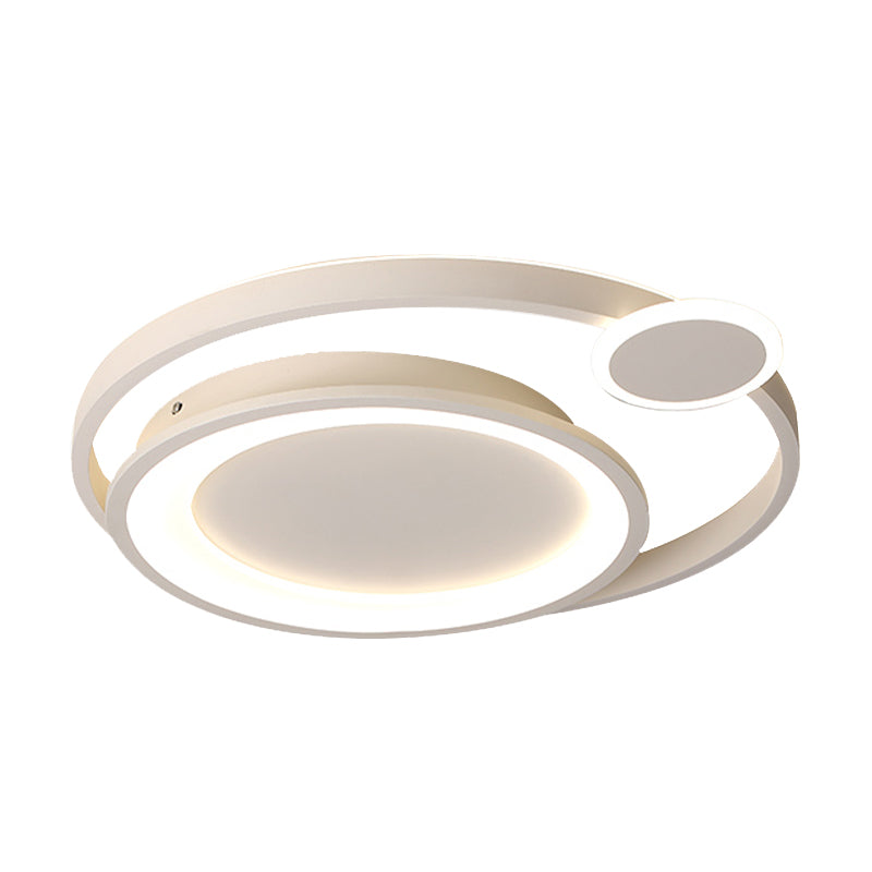 Nordic Metal Ceiling Mounted Led Flush Mount Light In Black/White With Wide Orbit Design -