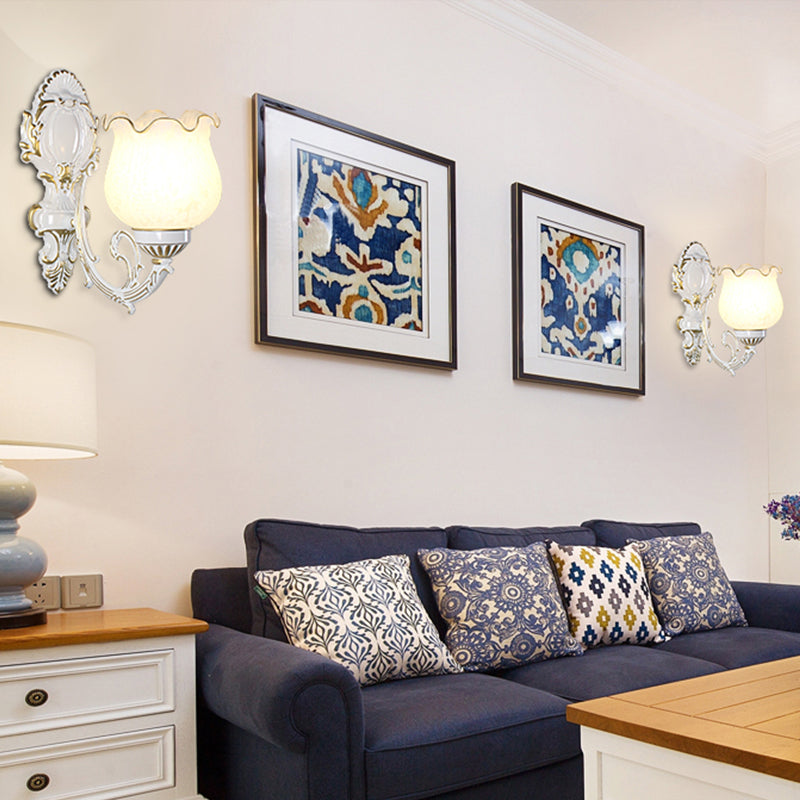 Classic Flower Wall Mount Light With Frost Glass And Ruffle Trim For Corridor