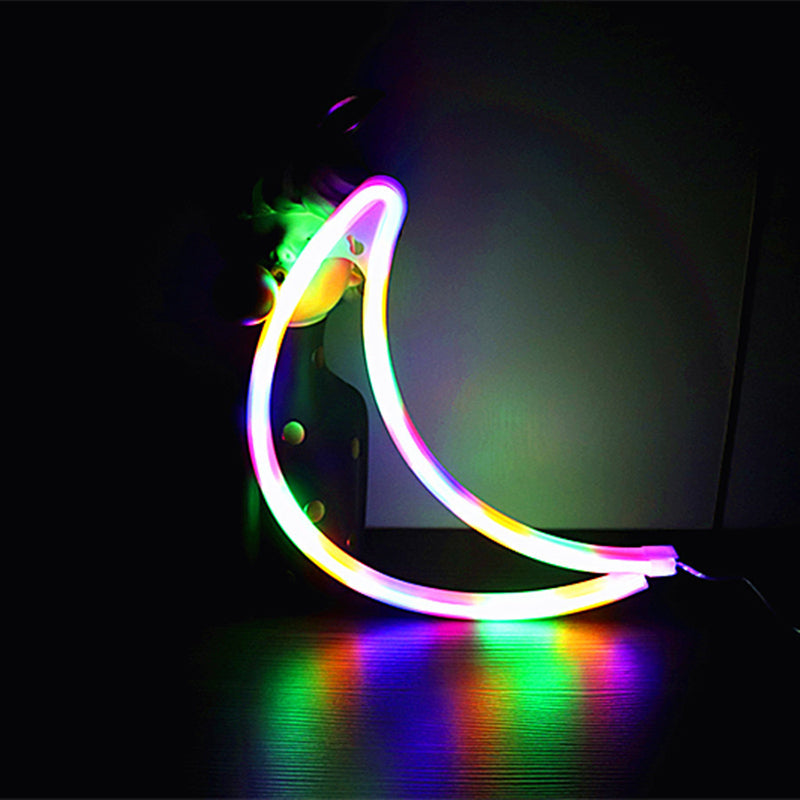 Crescent Shaped Battery-Powered Led Wall Light - Decorative White Night Lighting / Battery Multi