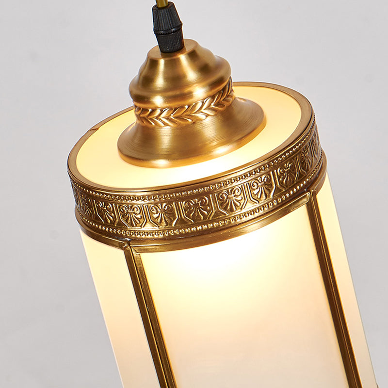 Plafonnier cylindrique artistique à plusieurs niveaux avec suspension en verre givré et laiton pour escaliers