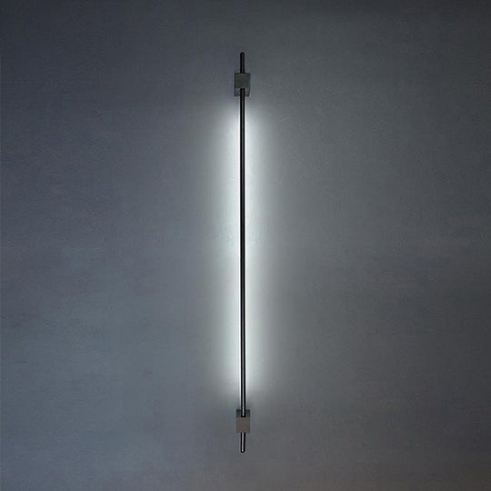 Sleek Pole Shaped Led Wall Light For Living Room - Minimalist Metallic Mounted Lighting Black / 39