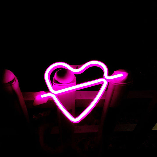 Romantic Led Night Light With White Arrow And Loving Heart Design - Perfect For Girls Room! /