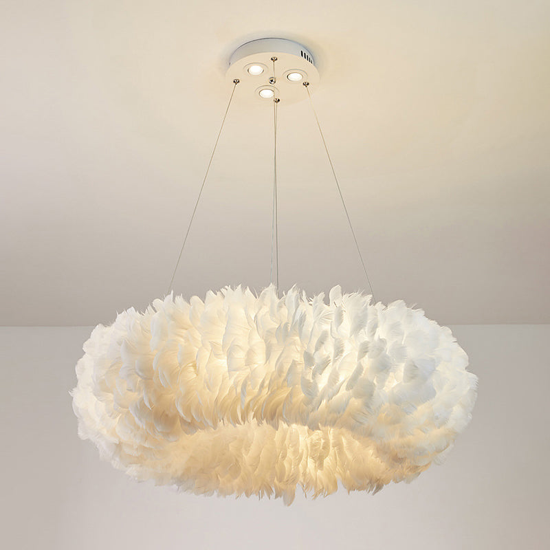 Suspension moderne en plumes blanches pour chambre à coucher avec suspension suspendue