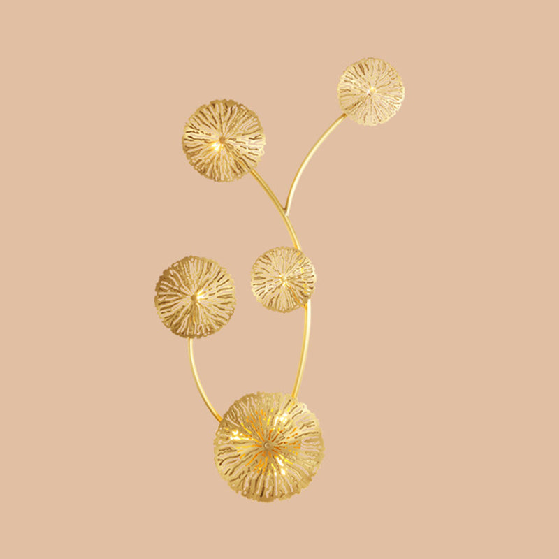 Lotus Leaf Etched Brass Wall Sconce - Metal Art Deco Stairs Lamp / 5