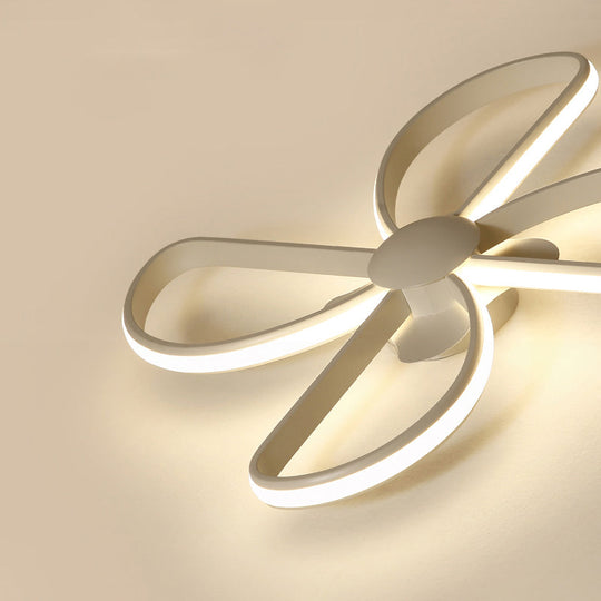 Nordic Stylish Led Ceiling Lamp - Blossom Shape Ideal For Kids Bedroom