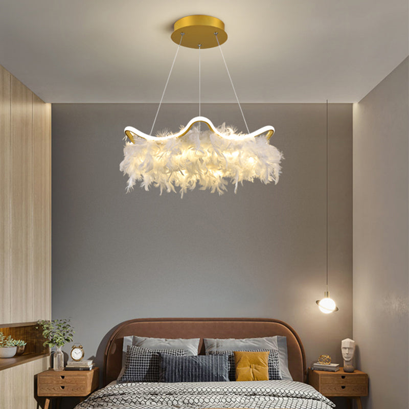 Wavy Metal Nordic White-Gold Led Chandelier With Feather Deco - Elegant Suspension Lighting