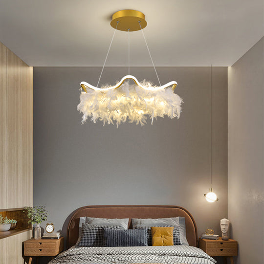 Wavy Metal Nordic White-Gold Led Chandelier With Feather Deco - Elegant Suspension Lighting