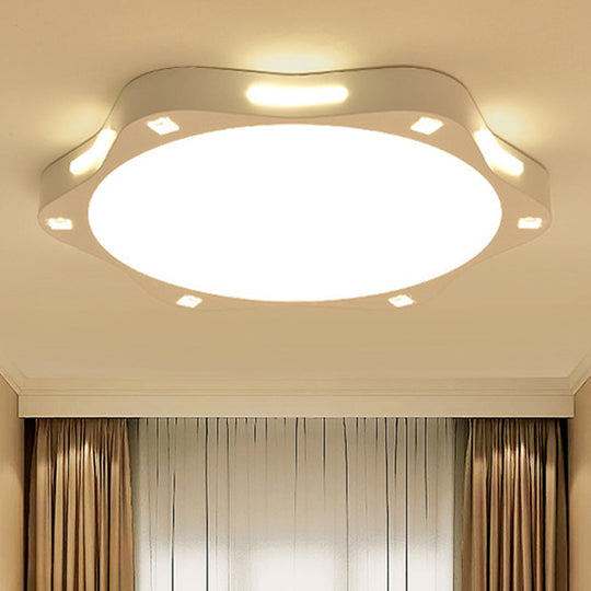 Contemporary Sun - Inspired Led Ceiling Lamp For Child Bedroom In Bright White Acrylic