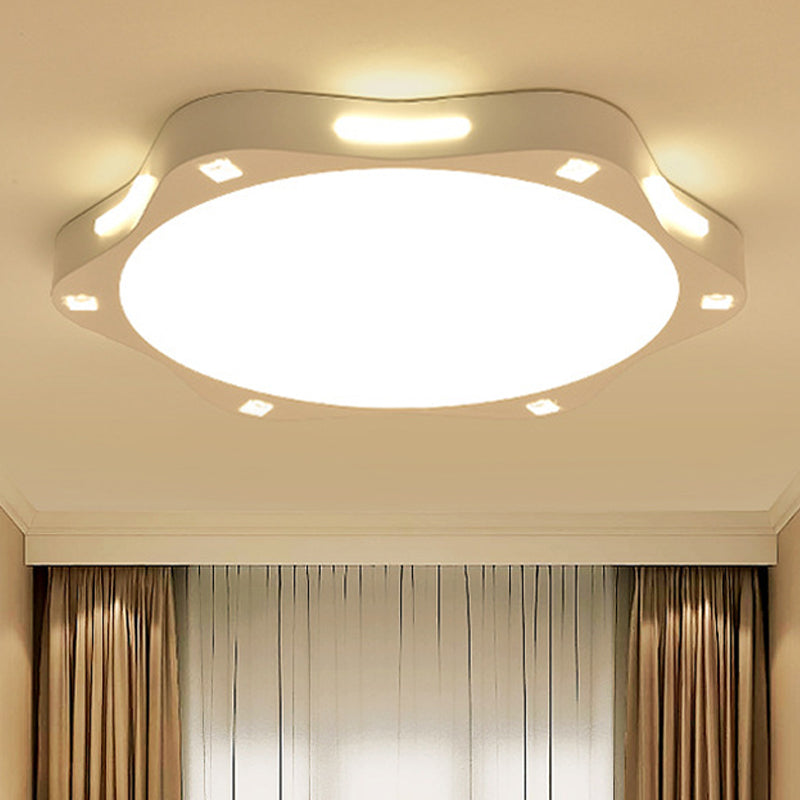 Contemporary Sun-Inspired Led Ceiling Lamp For Child Bedroom In Bright White Acrylic